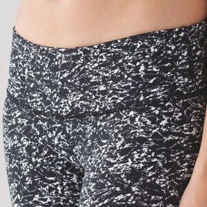 Lululemon Wunder Under Crop III (21") Iced Wave White Black NEW WITH TAGS Size 8